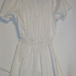 WHITE BLOUSE WITH RUFFLE WAISTS SIZES 3X BY VAMP